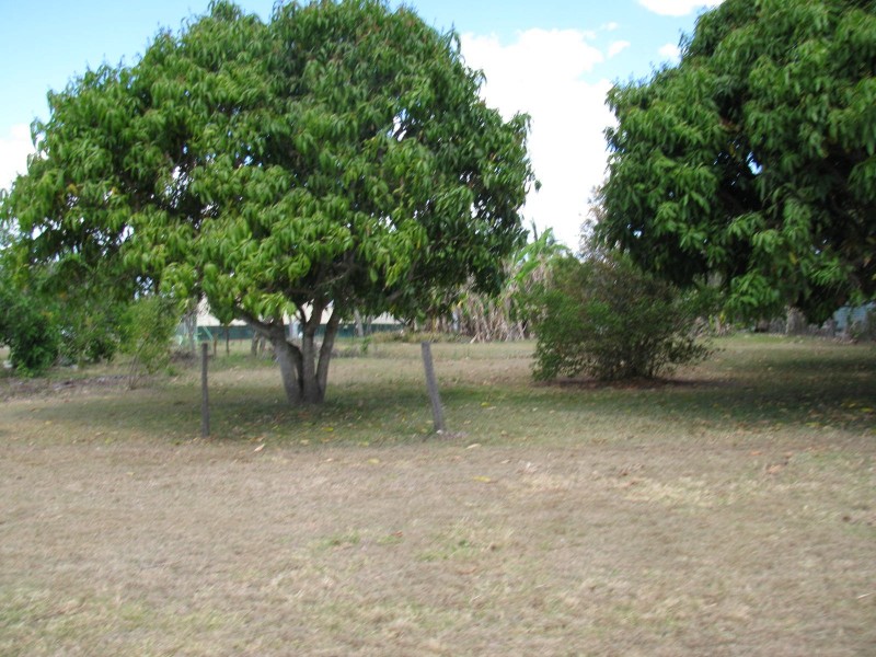 35 Martin Street, Bororen QLD 4678