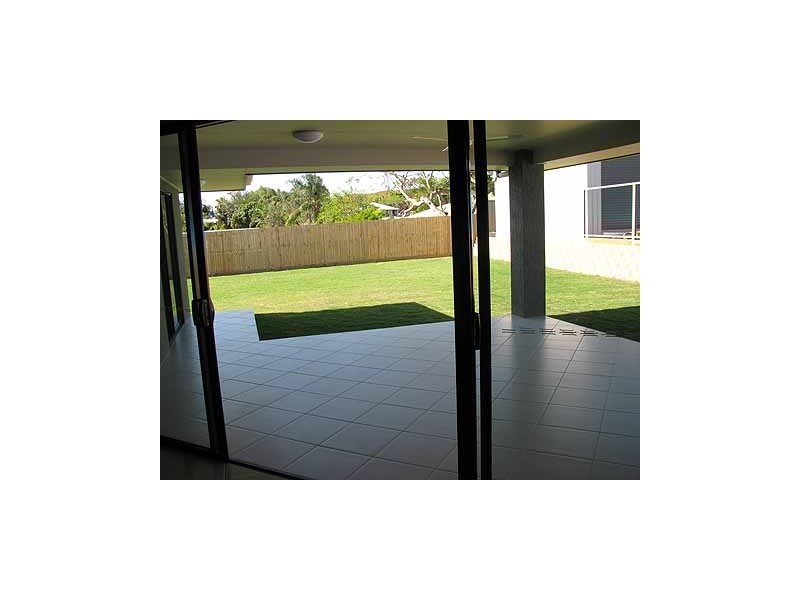 12 Beatle Parade, Calliope QLD 4680