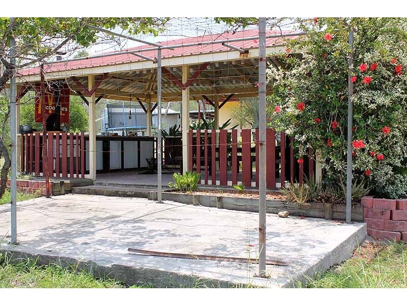 7 Saggitarious Street, River Ranch QLD 4680