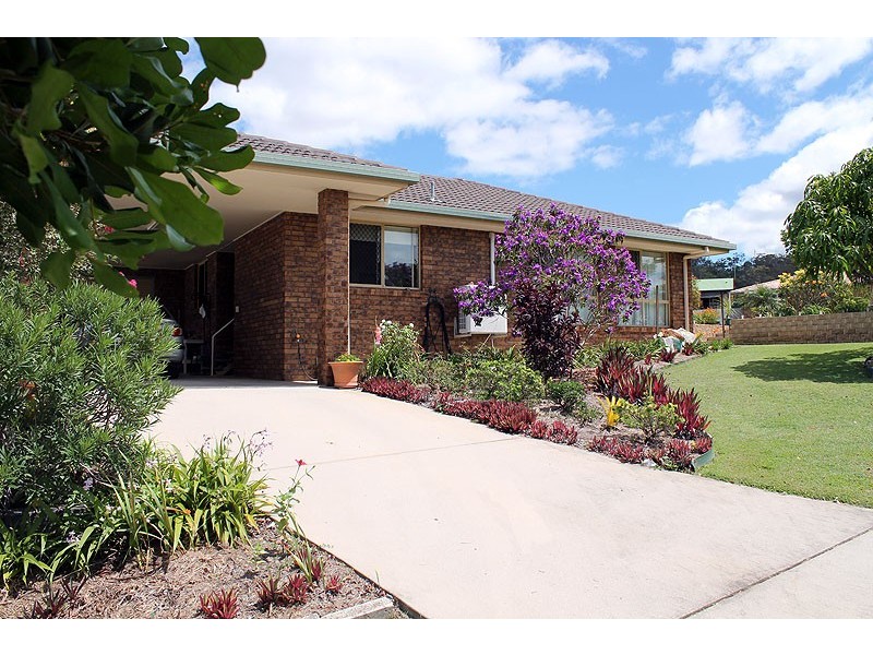 2 Kirrang Place, Boyne Island QLD 4680