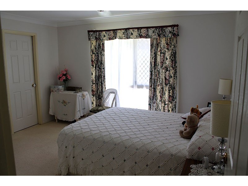 2 Kirrang Place, Boyne Island QLD 4680