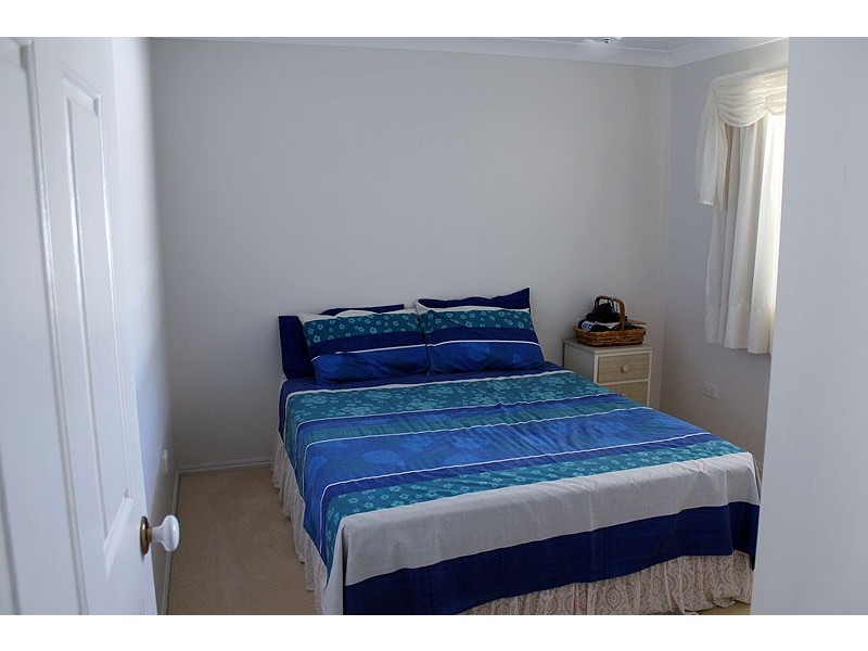 2 Kirrang Place, Boyne Island QLD 4680