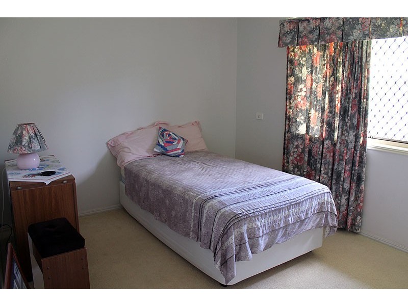 2 Kirrang Place, Boyne Island QLD 4680