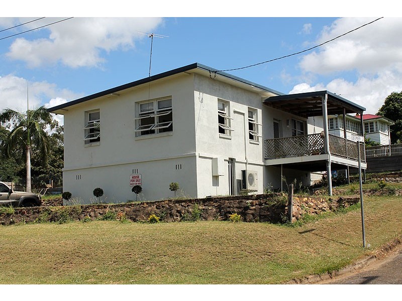 1 Bismark Street, Mount Larcom QLD 4695