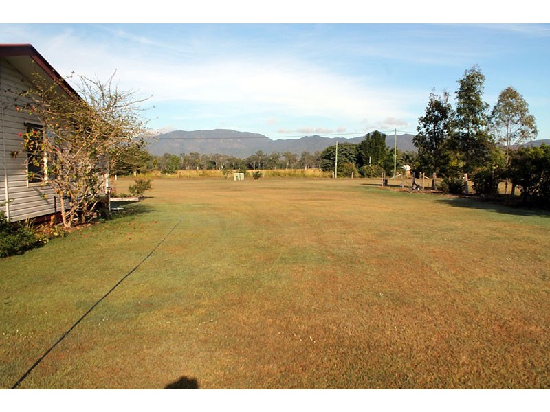 62 Koorawatha Drive, Bororen QLD 4678