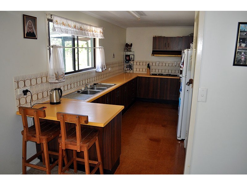 3a Riverview Drive, River Ranch QLD 4680