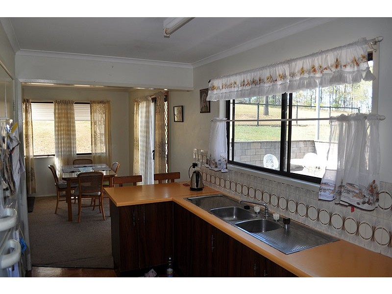 3a Riverview Drive, River Ranch QLD 4680