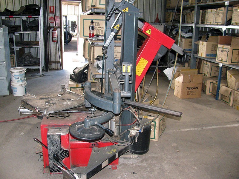 19 Theodore-Moura Road, Moura QLD 4718