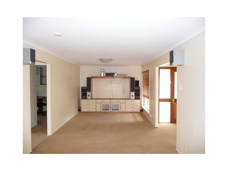 109 Mount Gravatt Capalaba Road, Upper Mount Gravatt QLD 4122