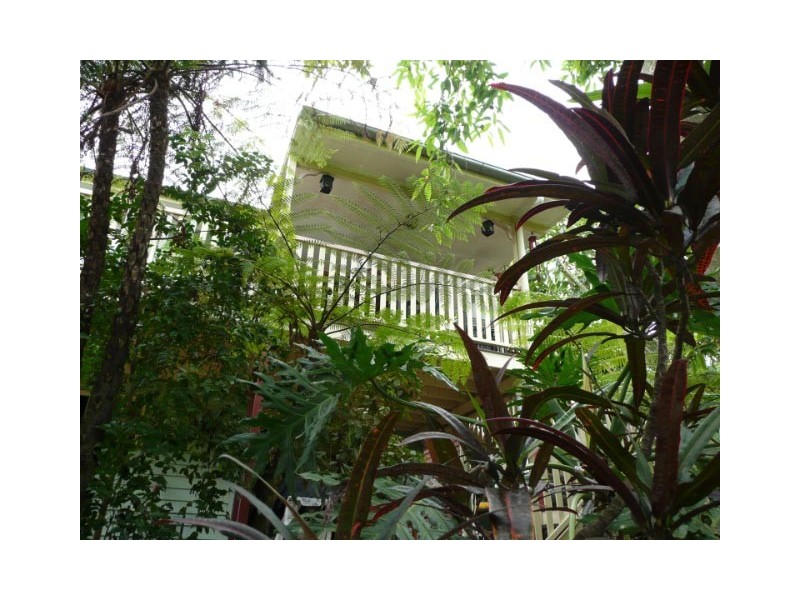 32 Downes Street, Tarragindi QLD 4121