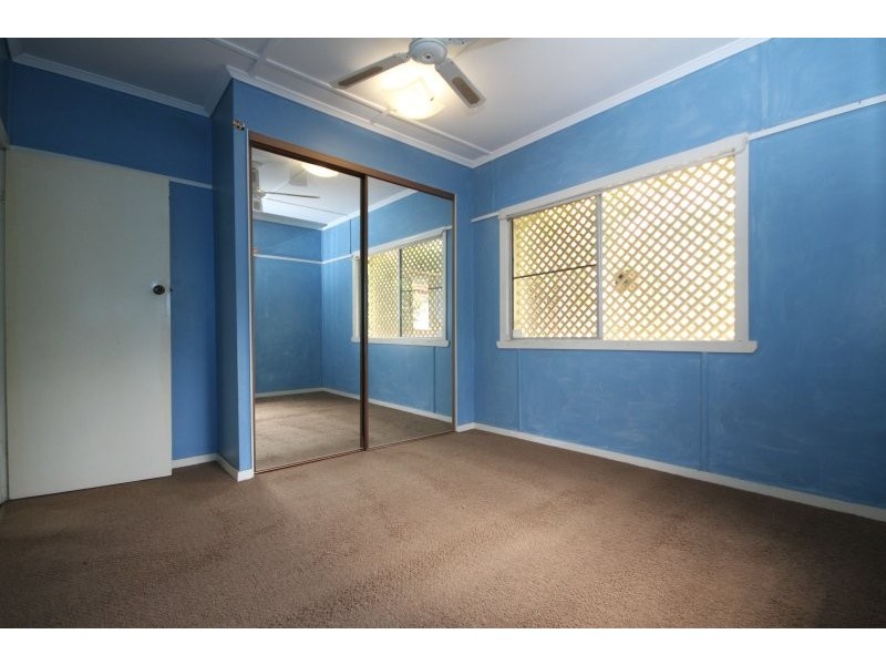 32 Downes Street, Tarragindi QLD 4121