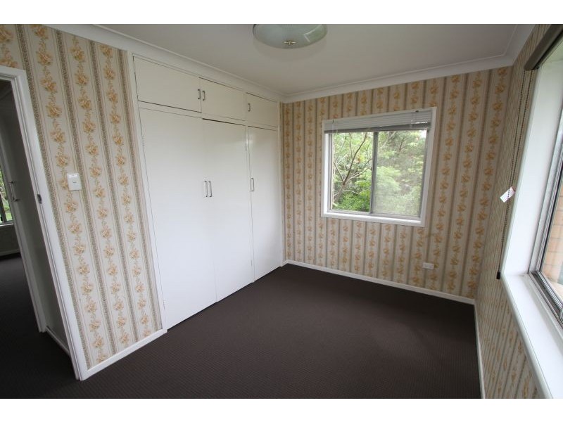 10 Benaud Street, Macgregor QLD 4109