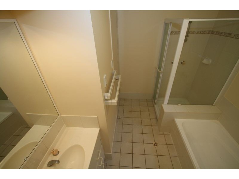 3 Tarrant Street, Mount Gravatt East QLD 4122