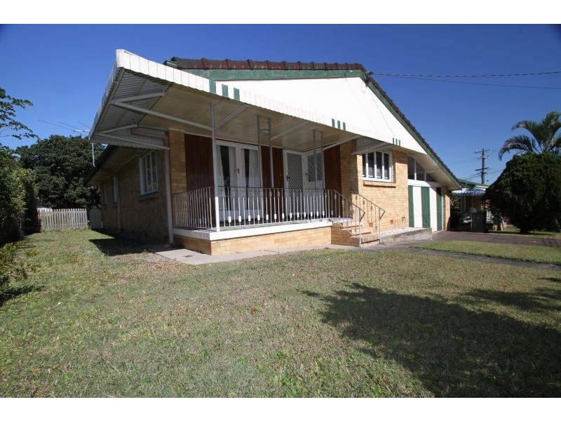 37 Aminya Street, Mansfield QLD 4122