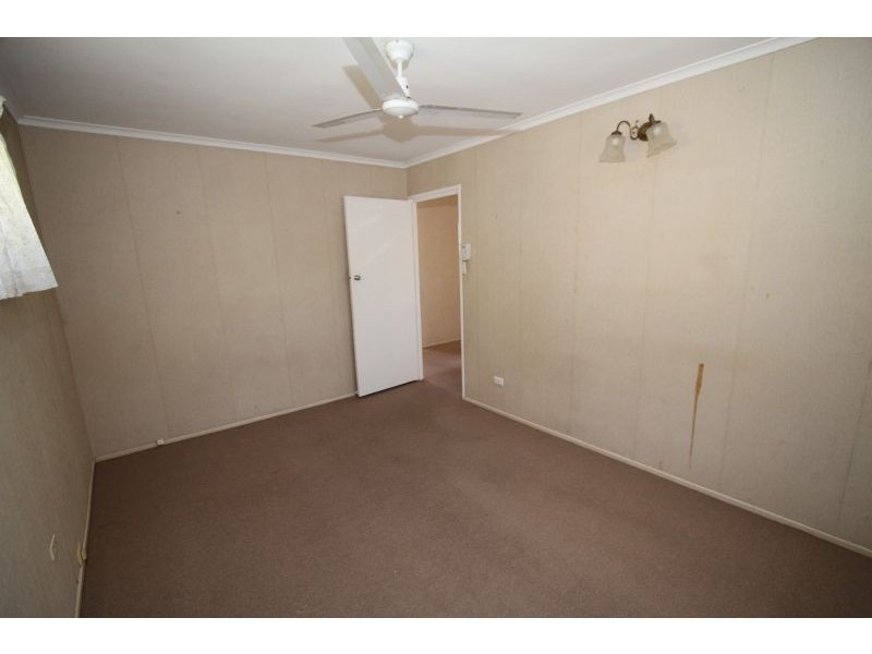 37 Aminya Street, Mansfield QLD 4122