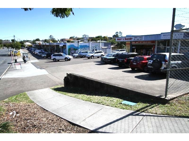 37 Aminya Street, Mansfield QLD 4122