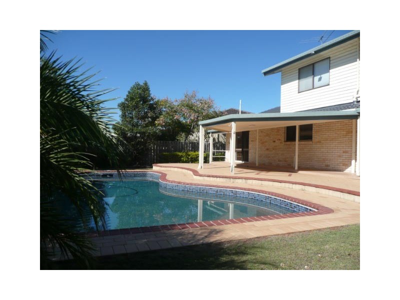 10 Fenimore Street, Wishart QLD 4122