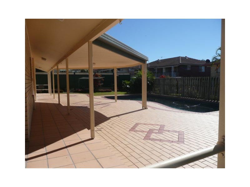 10 Fenimore Street, Wishart QLD 4122
