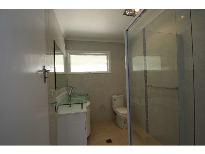 135 Mt Gravatt Capalaba Road, Upper Mount Gravatt QLD 4122