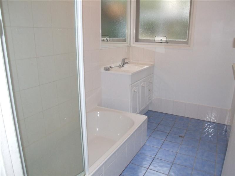 54 Valentia Street, Mansfield QLD 4122