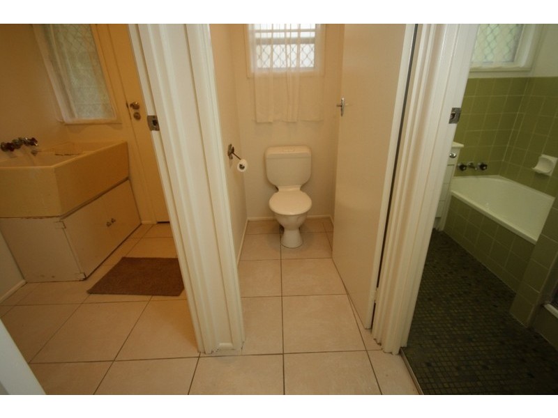 10 Malmrose, Wishart QLD 4122