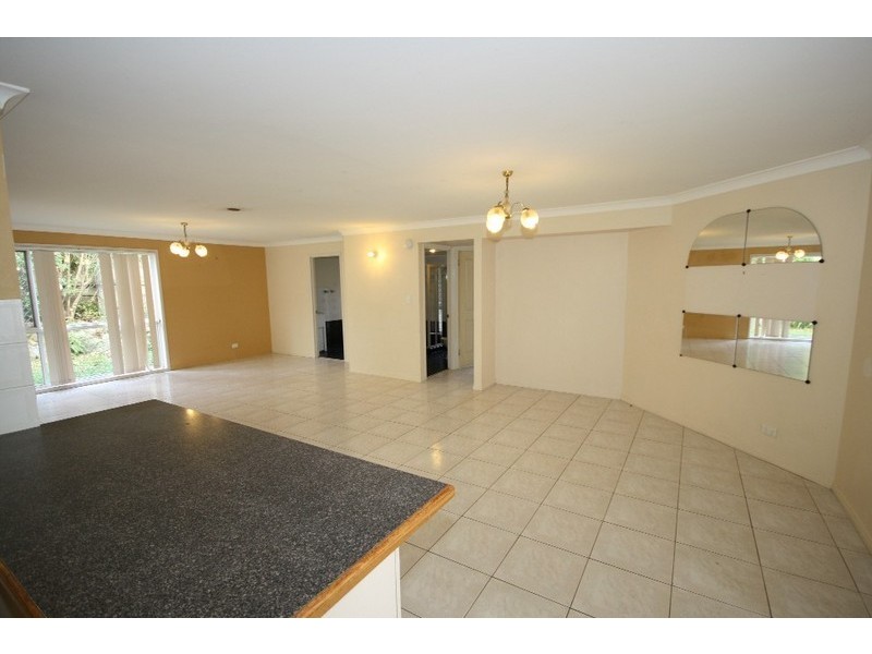 3 Teague Court, Wishart QLD 4122