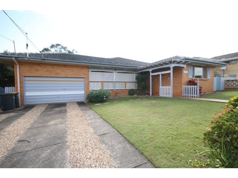 3 Lorinya Street, Mansfield QLD 4122