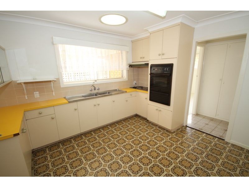 3 Lorinya Street, Mansfield QLD 4122