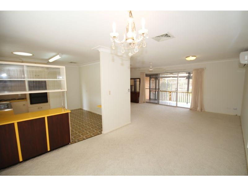 3 Lorinya Street, Mansfield QLD 4122