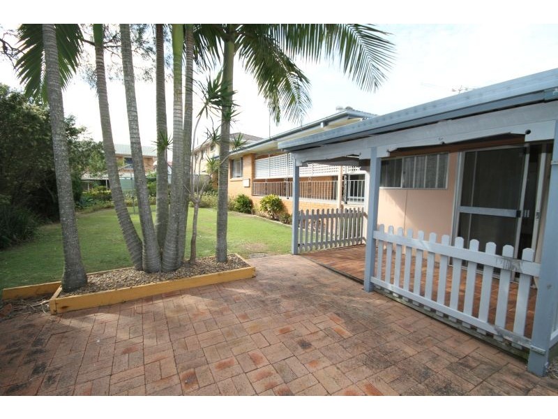 3 Lorinya Street, Mansfield QLD 4122