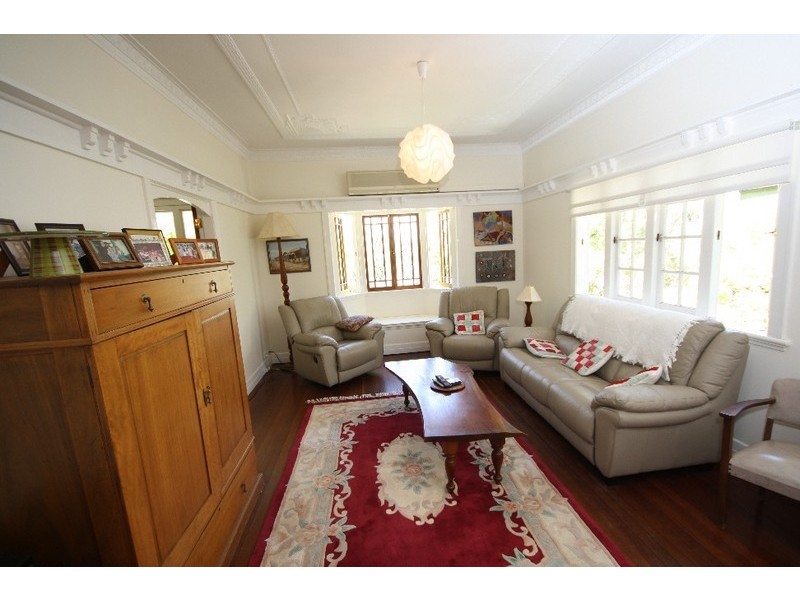 92 Sackville Street, Greenslopes QLD 4120