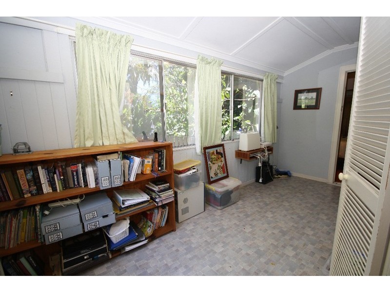 92 Sackville Street, Greenslopes QLD 4120