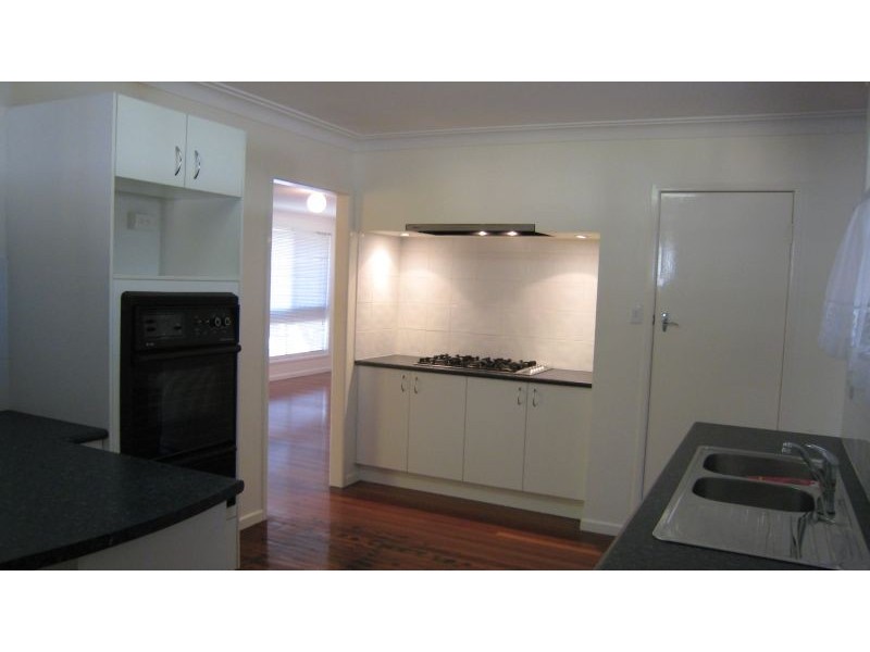 6 Endsleigh Street, Macgregor QLD 4109