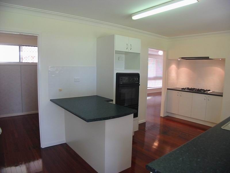 6 Endsleigh Street, Macgregor QLD 4109