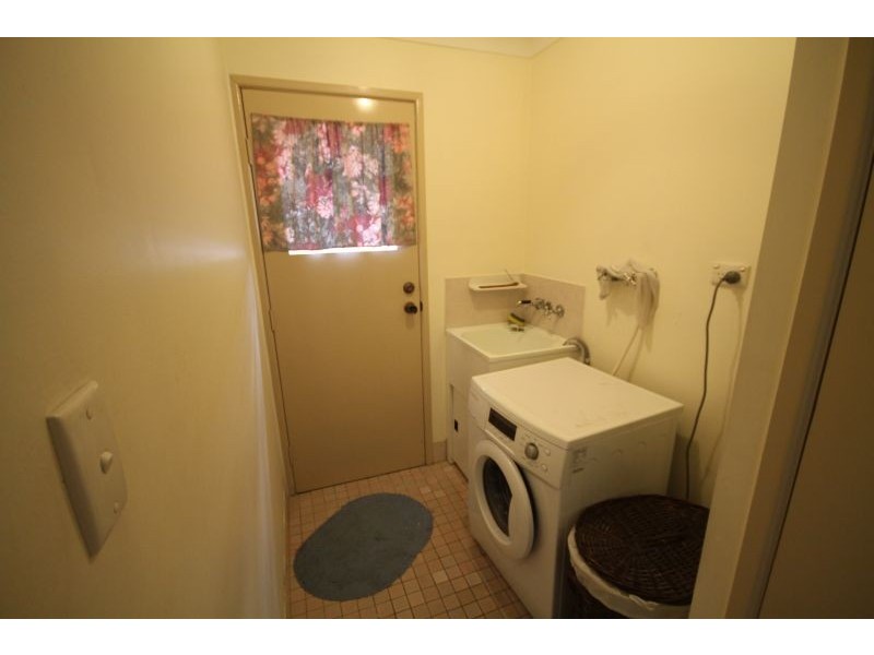 329 Mt Gravatt Capalaba Road, Wishart QLD 4122