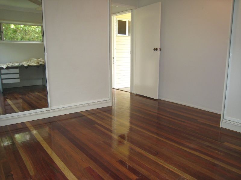 78 Pareena Crescent, Mansfield QLD 4122