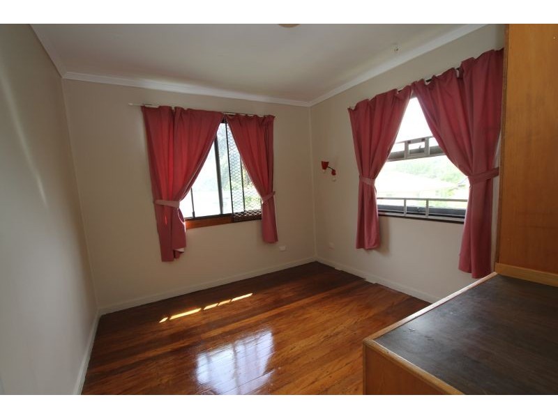 110 Newnham Road, Mount Gravatt East QLD 4122