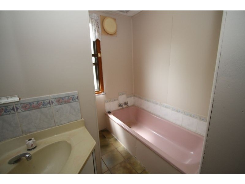 110 Newnham Road, Mount Gravatt East QLD 4122