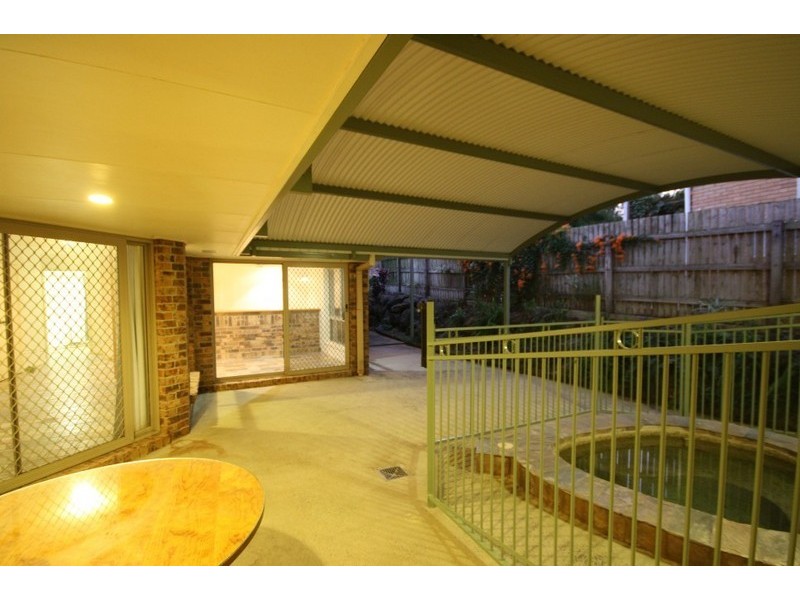 24 Le Grand Street, Macgregor QLD 4109