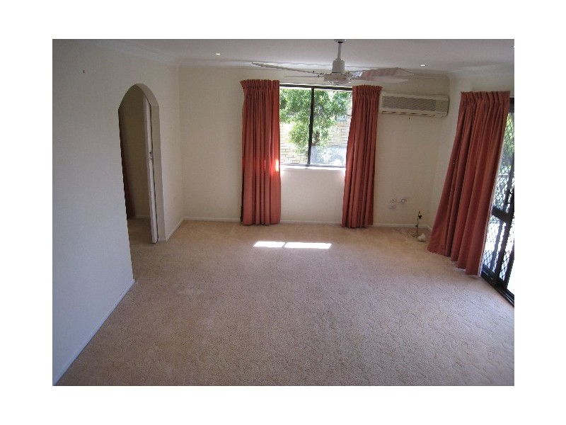 33 Midwood Street, Wishart QLD 4122