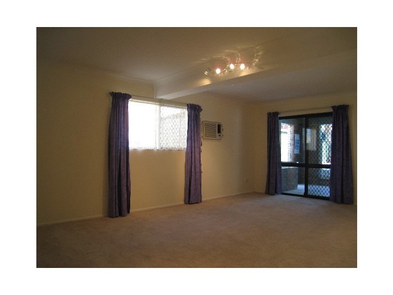 33 Midwood Street, Wishart QLD 4122