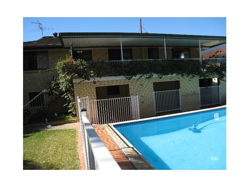 33 Midwood Street, Wishart QLD 4122