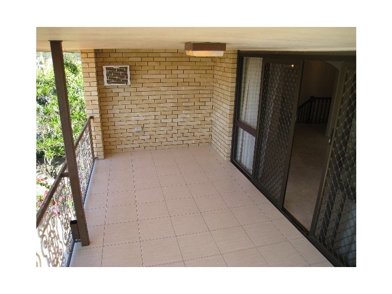 33 Midwood Street, Wishart QLD 4122