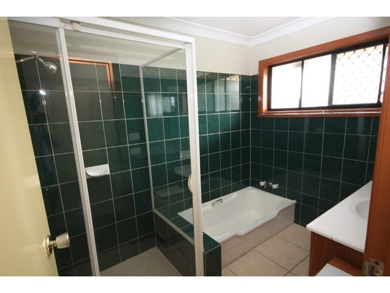 15 Gordonia Street, Macgregor QLD 4109