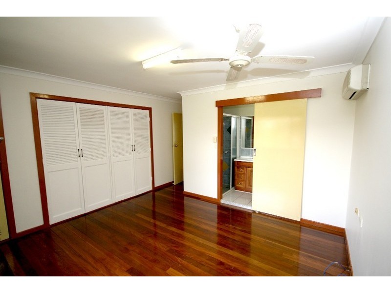 15 Gordonia Street, Macgregor QLD 4109