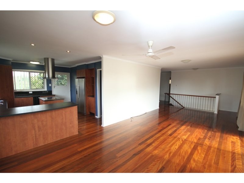 12 Colombo Street, Wishart QLD 4122