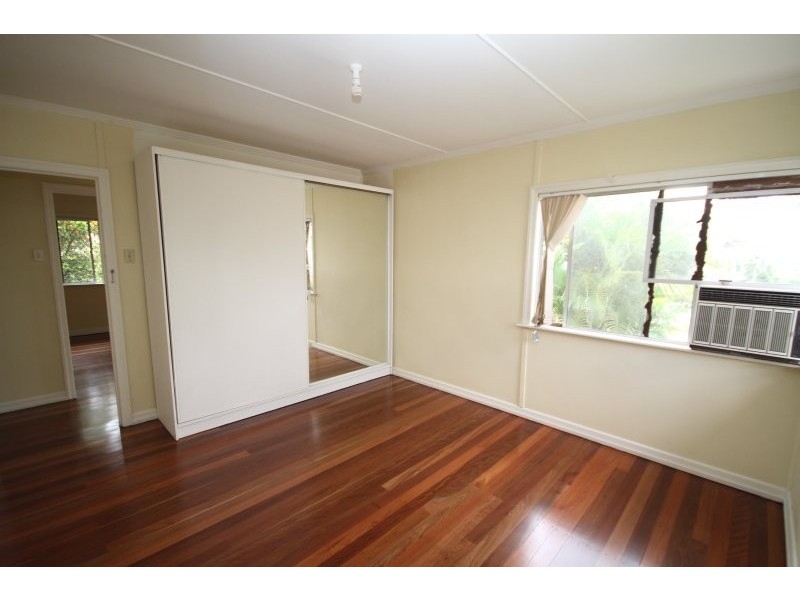 561 Newnham Road, Mount Gravatt QLD 4122