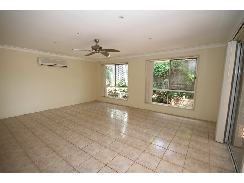 29 Lorikeet Place, Wishart QLD 4122