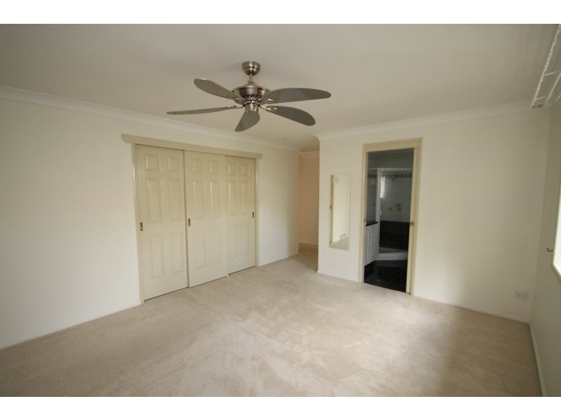 29 Lorikeet Place, Wishart QLD 4122