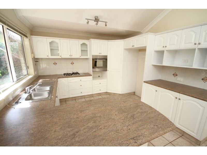 29 Lorikeet Place, Wishart QLD 4122